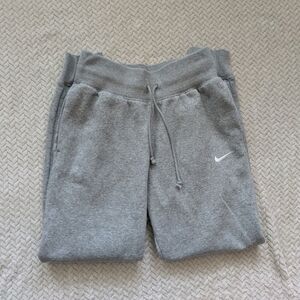 Nike Grey High Waisted Sweatpants